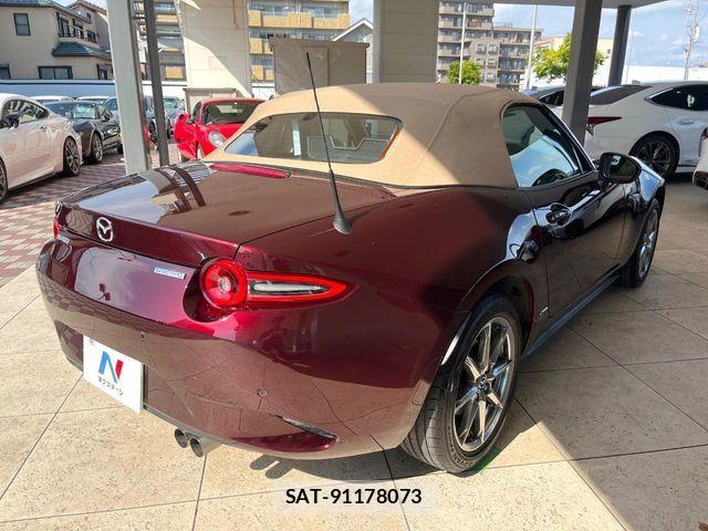 Mazda ROADSTER 2025-07 8745548-18