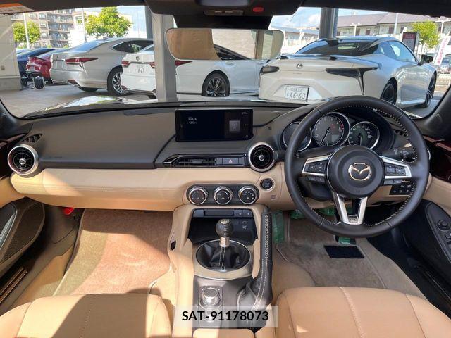 Mazda ROADSTER 2025-07 8745548-1