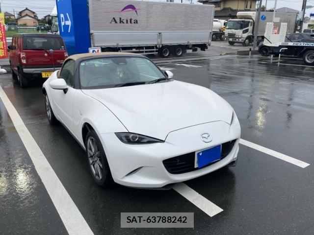 Mazda ROADSTER 2024-07 8745549-1