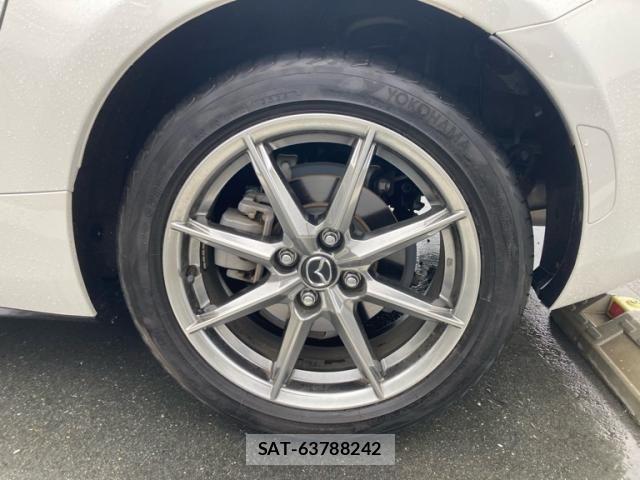 Mazda ROADSTER 2024-07 8745549-7