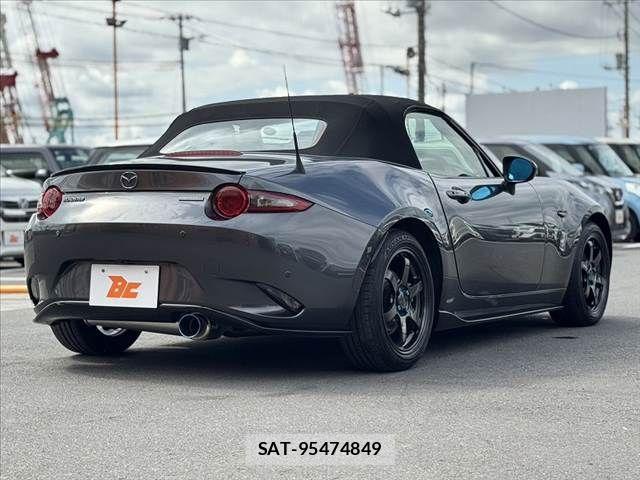 Mazda ROADSTER 2022-02 8745551-14