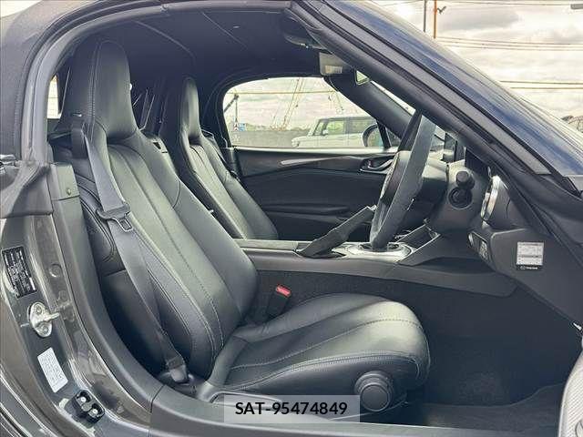 Mazda ROADSTER 2022-02 8745551-15