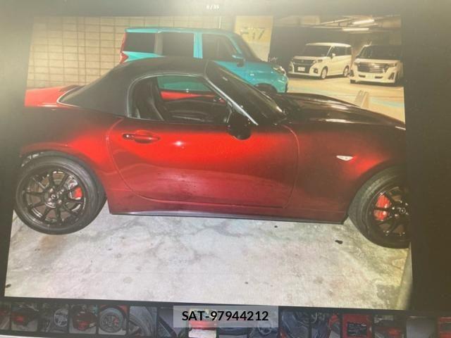 Mazda ROADSTER 2022-02 8745552-3
