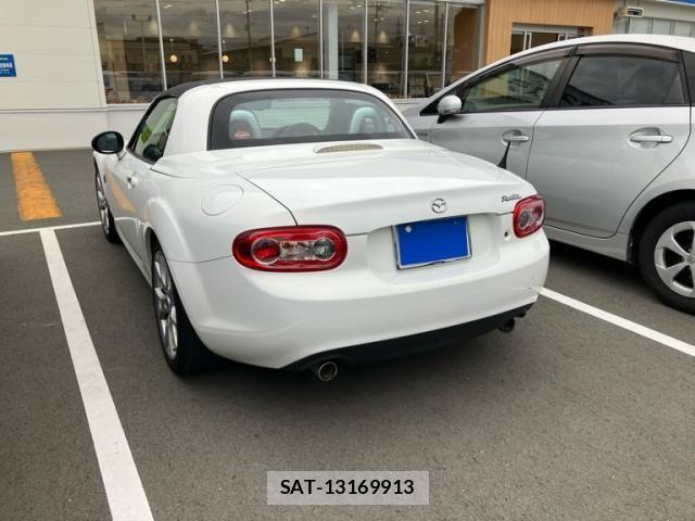 Mazda ROADSTER 2012-09 8745558-2