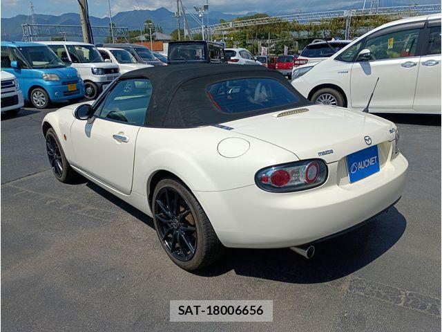 Mazda ROADSTER 2005-09 8797336-5