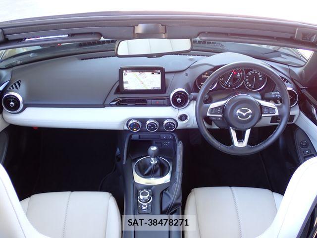 Mazda ROADSTER 2022-01 8831334-11