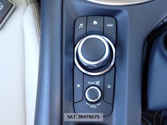 Mazda ROADSTER 2022-01 8831334-22