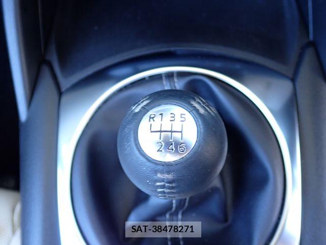 Mazda ROADSTER 2022-01 8831334-23