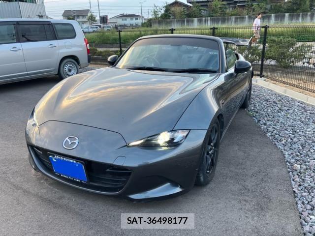 Mazda ROADSTER 2023-01 8831335-0