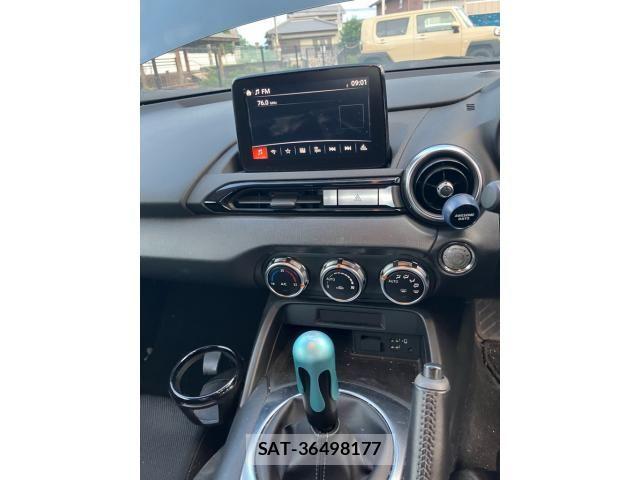 Mazda ROADSTER 2023-01 8831335-18