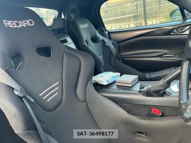 Mazda ROADSTER 2023-01 8831335-21