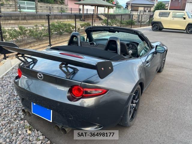 Mazda ROADSTER 2023-01 8831335-7