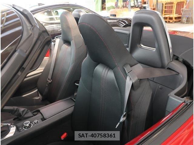 Mazda ROADSTER 2018-03 8831339-23