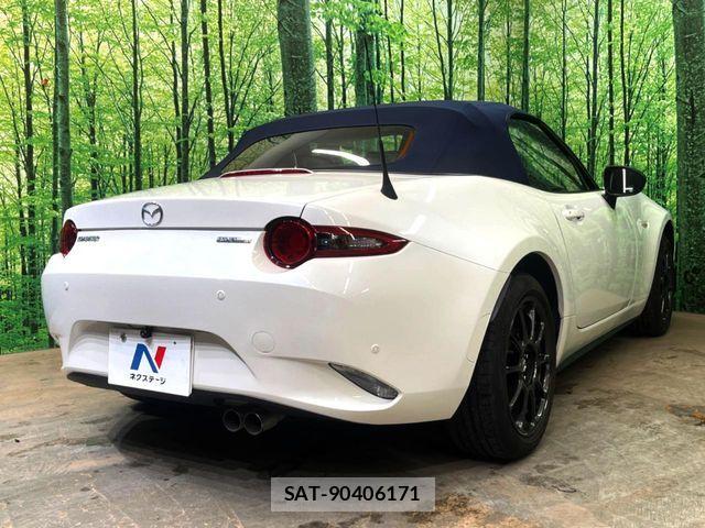 Mazda ROADSTER 2022-04 8831333-17