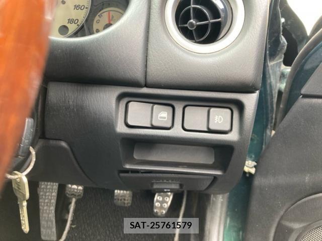 Mazda ROADSTER 2003-12 8831340-13