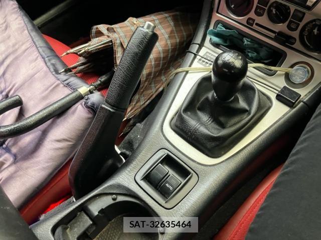 Mazda ROADSTER 2005-04 8831342-14