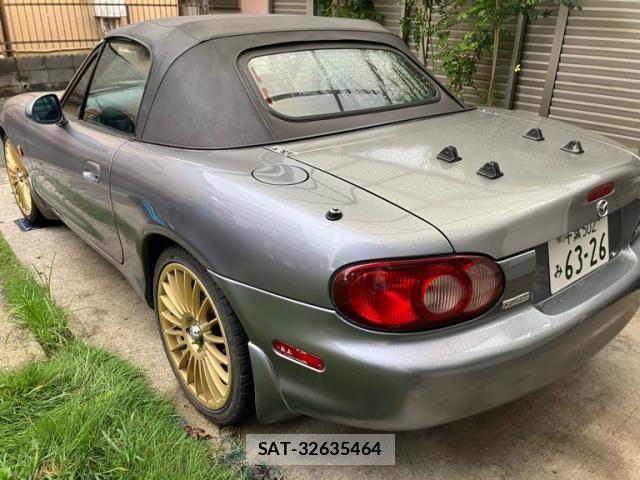 Mazda ROADSTER 2005-04 8831342-3