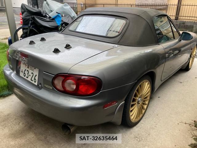 Mazda ROADSTER 2005-04 8831342-4