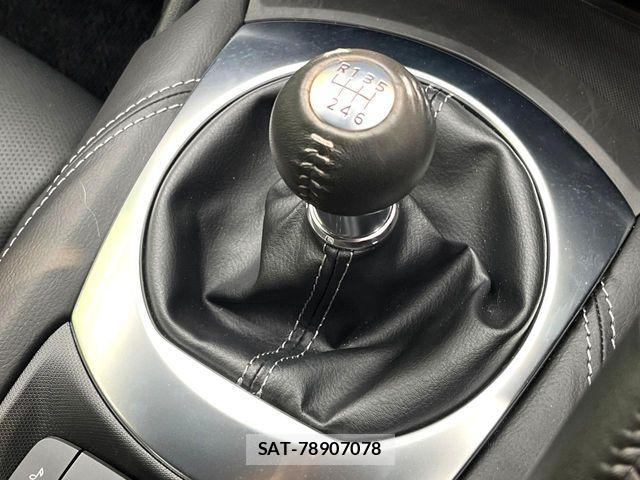 Mazda ROADSTER 2024-03 8831322-2