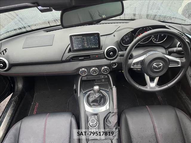 Mazda ROADSTER 2015-05 8831337-2