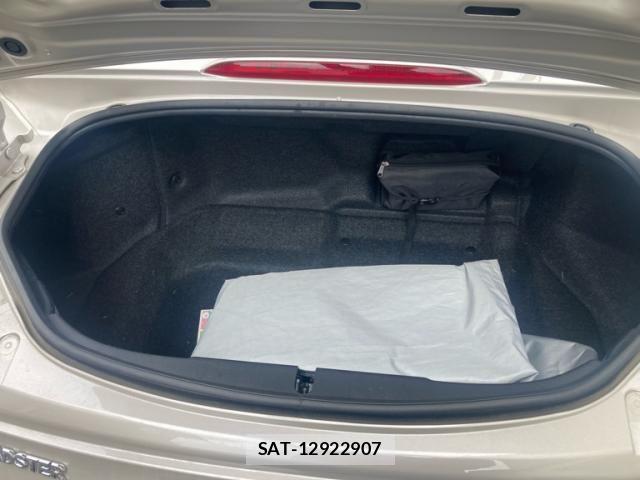 Mazda ROADSTER 2023-01 8831326-12