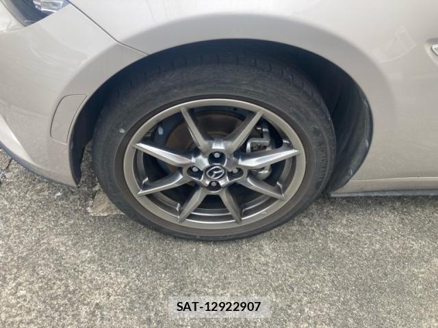 Mazda ROADSTER 2023-01 8831326-3