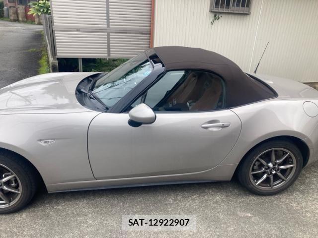 Mazda ROADSTER 2023-01 8831326-5