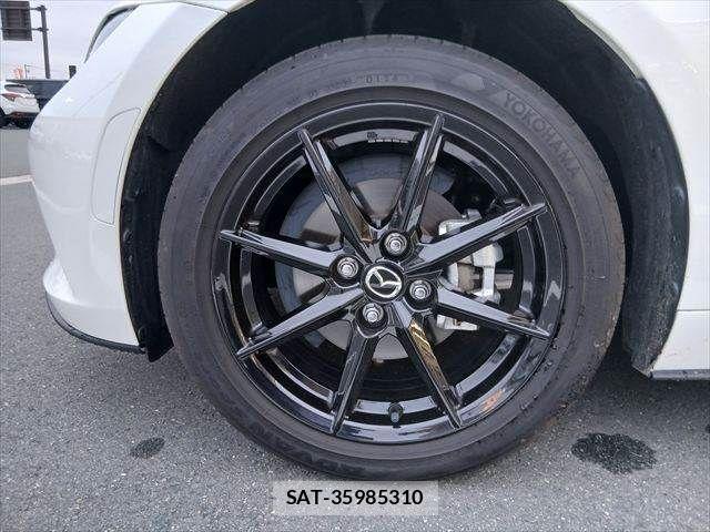 Mazda ROADSTER 2024-02 8831325-26