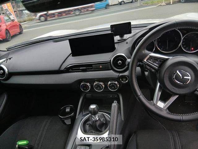 Mazda ROADSTER 2024-02 8831325-2