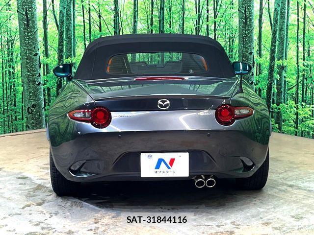 Mazda ROADSTER 2021-11 8831327-13