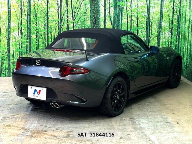 Mazda ROADSTER 2021-11 8831327-15