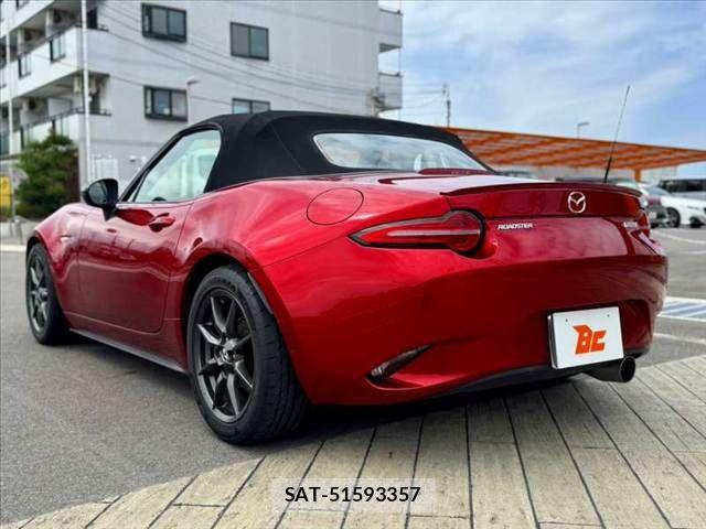 Mazda ROADSTER 2017-12 8831338-12