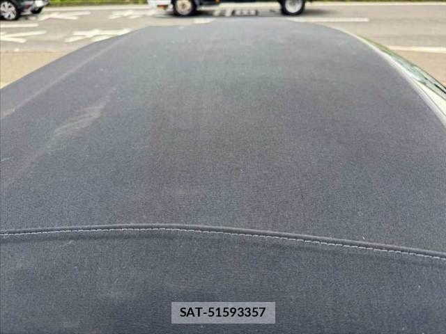 Mazda ROADSTER 2017-12 8831338-28