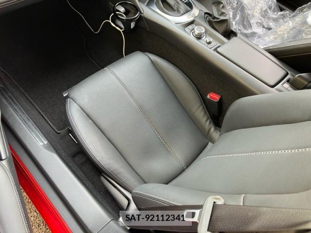 Mazda ROADSTER 2023-05 8850514-9
