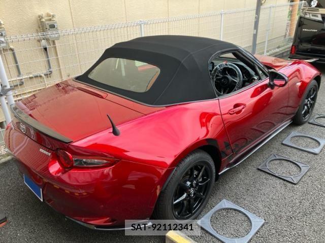 Mazda ROADSTER 2023-05 8850514-3