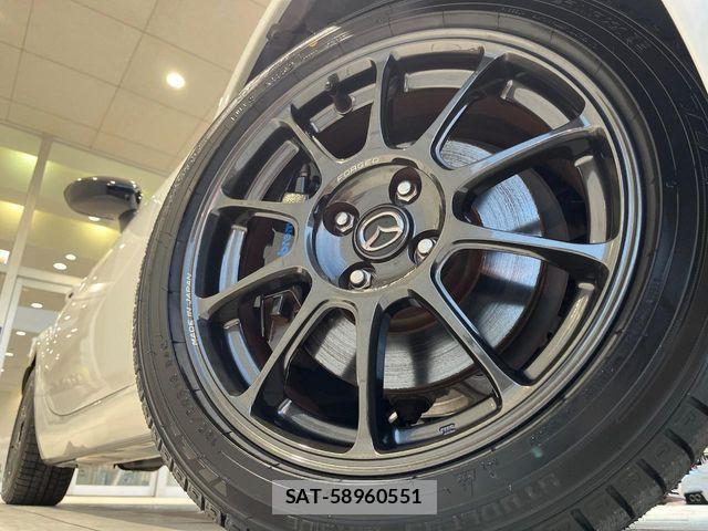 Mazda ROADSTER 2022-08 8850515-9