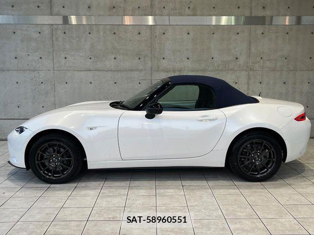 Mazda ROADSTER 2022-08 8850515-18