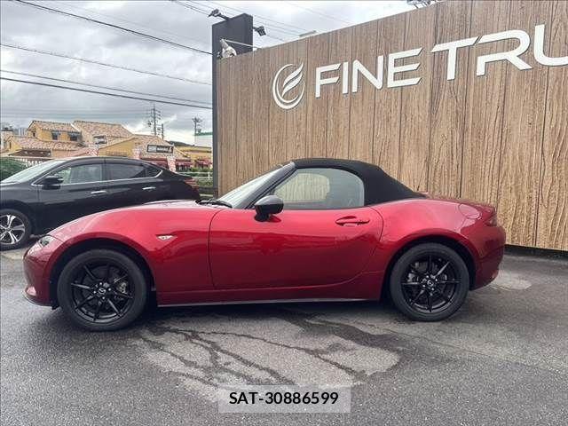 Mazda ROADSTER 2018-11 8850516-19