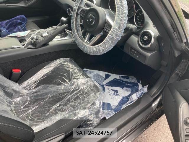 Mazda ROADSTER 2024-07 8850517-19