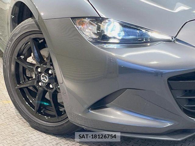 Mazda ROADSTER 2021-03 8871960-11