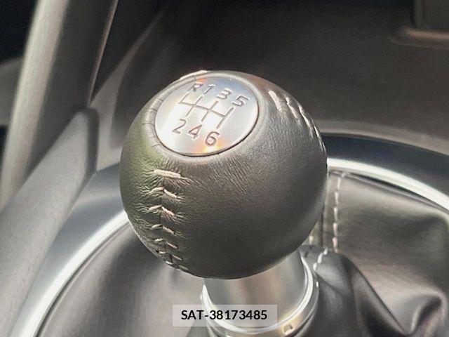 Mazda ROADSTER 2025-11 8871958-2