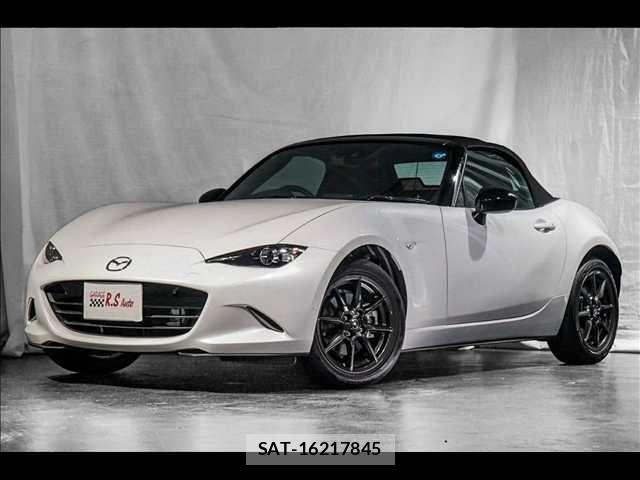 Mazda ROADSTER 2018-02 8881861-0