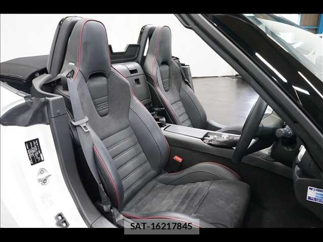 Mazda ROADSTER 2018-02 8881861-16