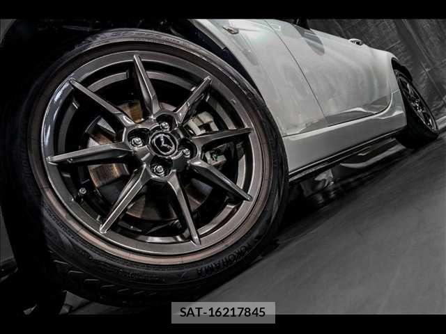 Mazda ROADSTER 2018-02 8881861-3