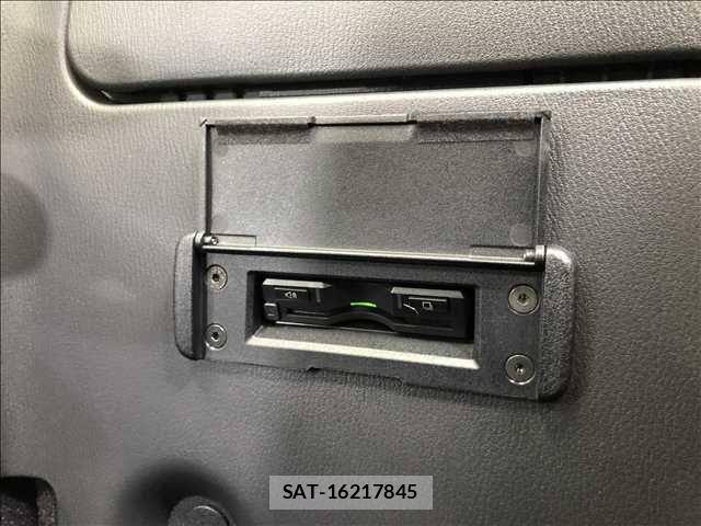 Mazda ROADSTER 2018-02 8881861-5