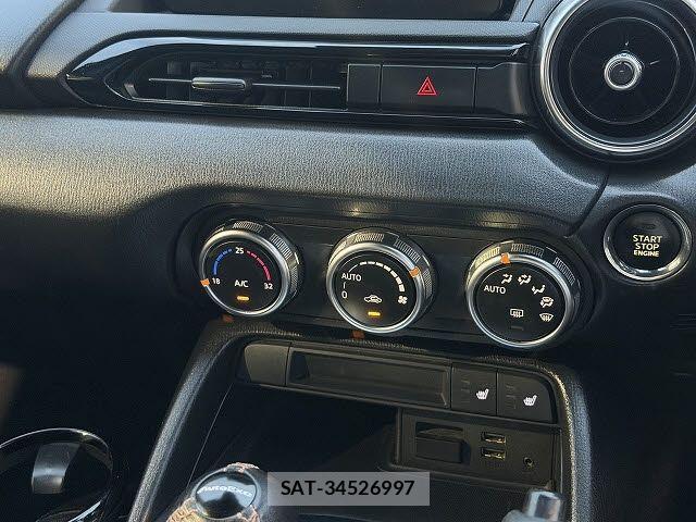 Mazda ROADSTER 2018-03 8881866-14