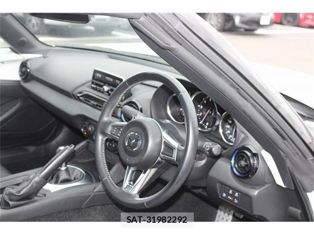 Mazda ROADSTER 2022-09 8881863-21