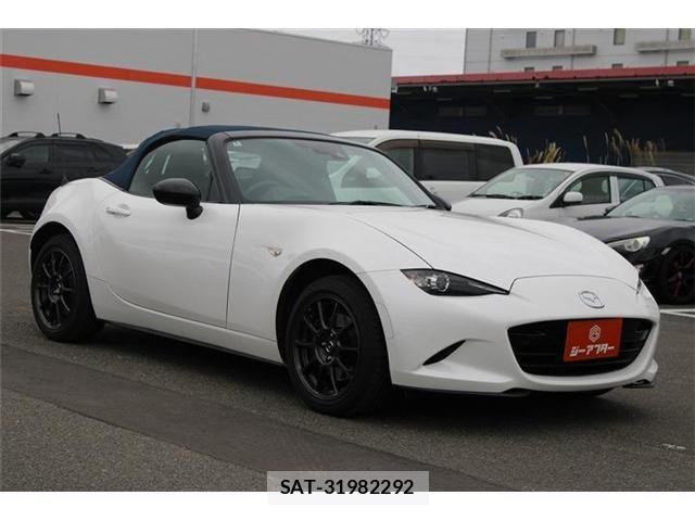 Mazda ROADSTER 2022-09 8881863-2