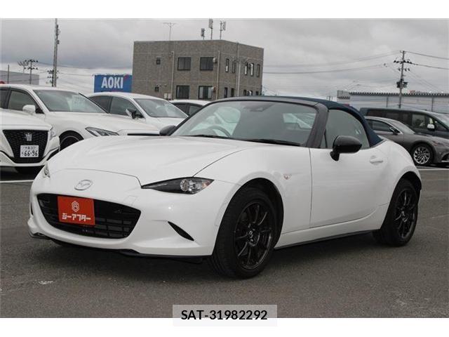 Mazda ROADSTER 2022-09 8881863-4