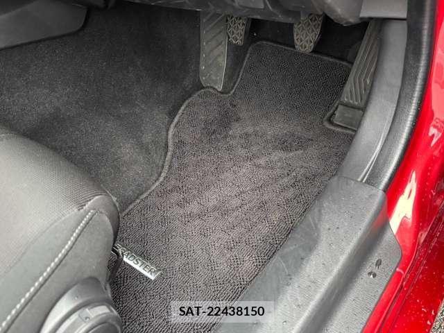 Mazda ROADSTER 2022-10 8881860-17